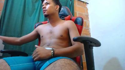 nikFrox22cm live from Colombia