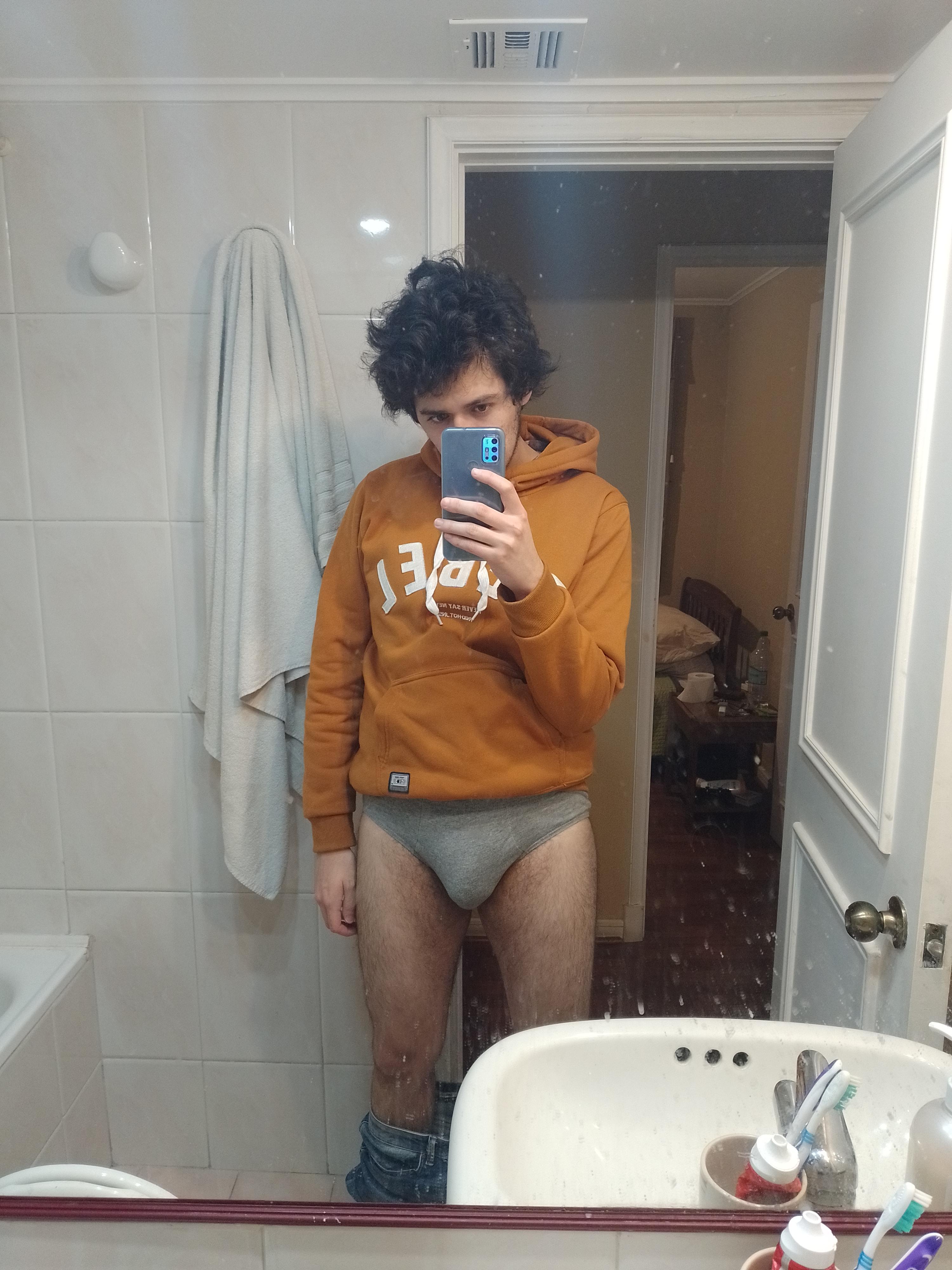 putitobuscapapi live from Chile