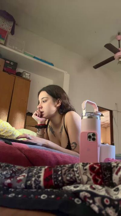 sweetgirl4hot live from Argentina
