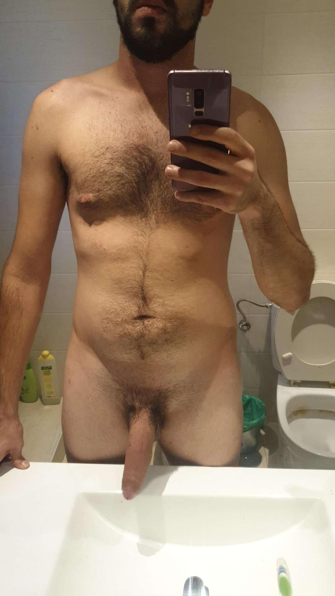 valviyankee1 live from Spain